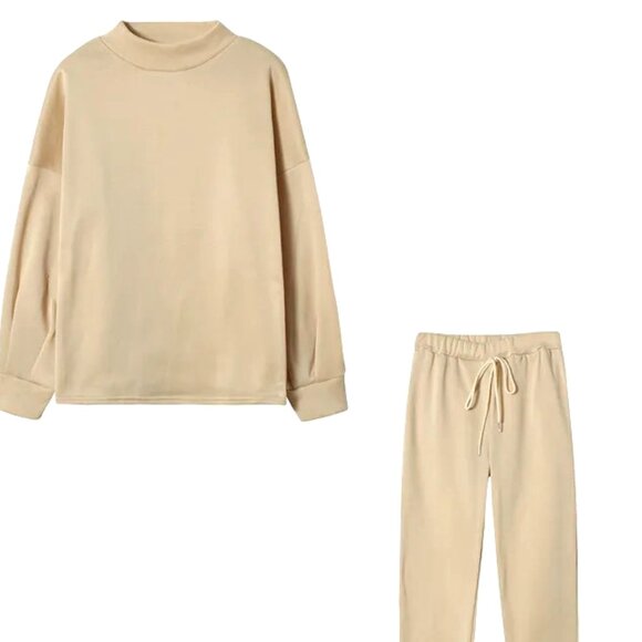 KHAKI COLOR LARGE 2 PIECE SWEATSHIRT AND SWEATPANTS FLEECE FEEL COORDINATED SET - Picture 1 of 1